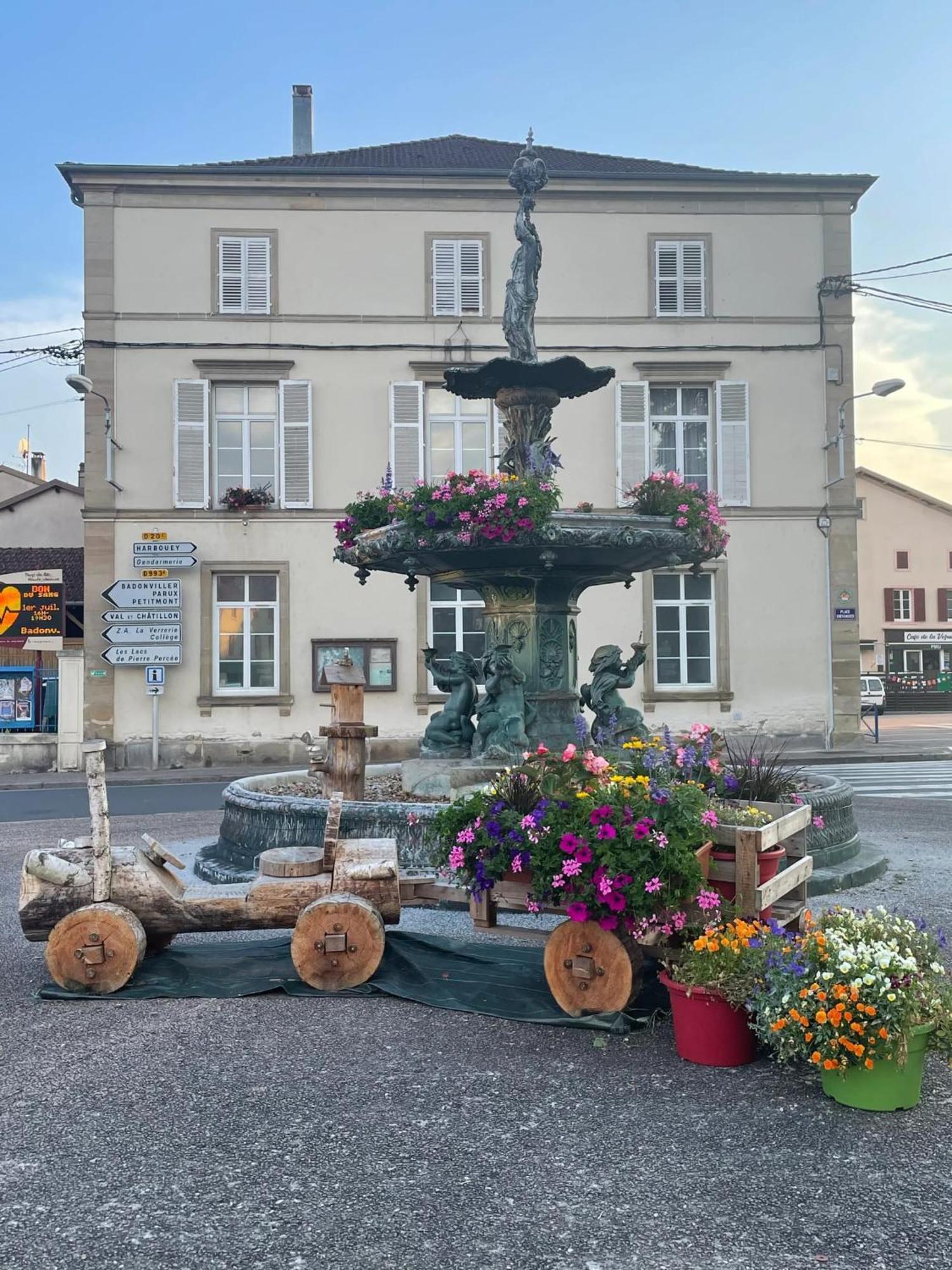 Maison Spacieuse Et Accueillante A Cirey-Sur-Vezouze + Jardin 外观 照片